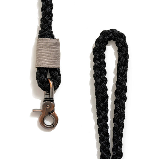 100% Fairtrade Recycled Ocean Bound Plastic - BETTERLEASH: Onyx Black / Large